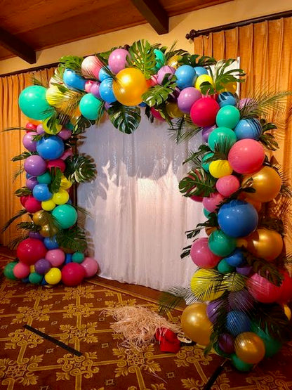 Organic Style Balloon Arch