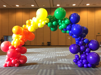 Organic Style Balloon Arch
