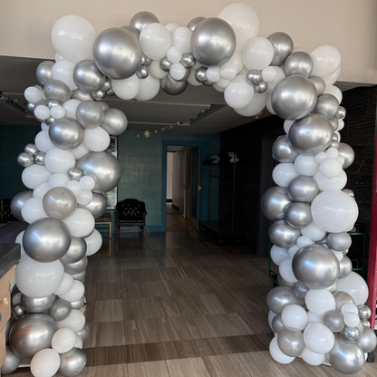 Organic Style Balloon Arch